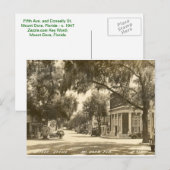 De stad in, zet Dora, FL op - 1947 Briefkaart (Voorkant / Achterkant)
