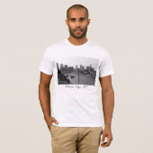 De stad Kansas City Skyline-Black en White Photo T-shirt (Voorkant volledig)