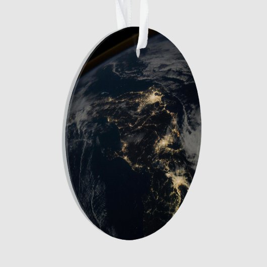 De stad licht 's nachts in Japan. Ornament (voorkant)