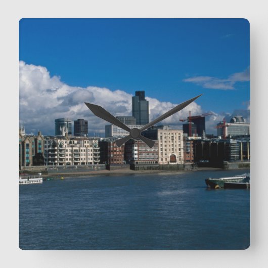 De stad Londen en de toren 42 Vierkante Klok (Voorkant)