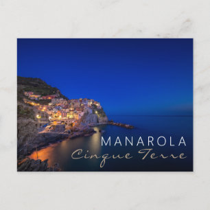 De stad Manarola in de Cinque Terre in de avond Briefkaart
