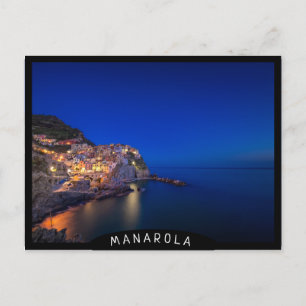 De stad Manarola in de Cinque Terre in de avond Briefkaart
