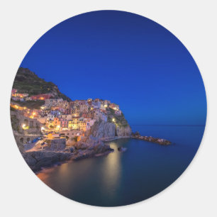 De stad Manarola in de Cinque Terre in de avond Ronde Sticker