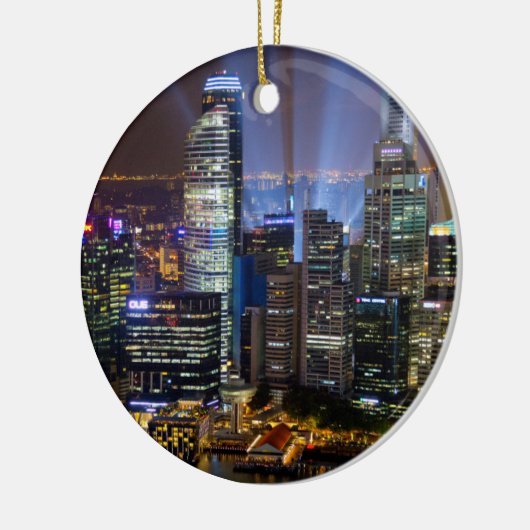 De stad Singapore 's nachts Keramisch Ornament (Links)