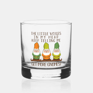De stemmen krijgen meer gnomen whisky glas
