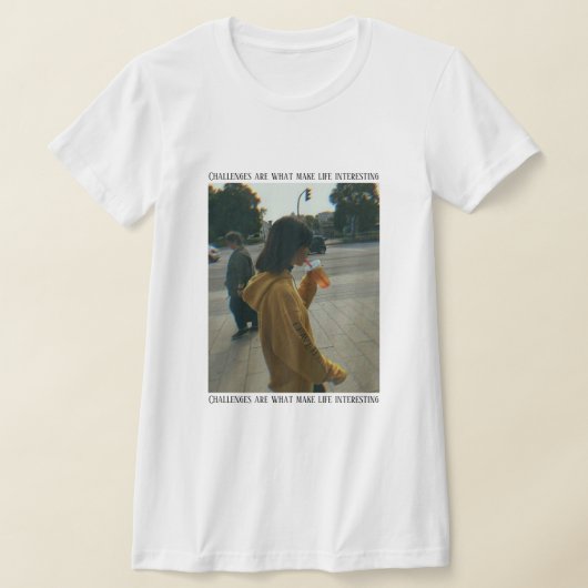 De sterke vrouw die de kansen aan het wankelen bre t-shirt (Laagn)