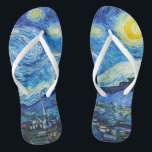 De Sterrennacht (1889) Vincent van Gogh Landschap Teenslippers<br><div class="desc">Het iconische Nederlandse post-impressionistische schilderij "De Sterrennacht" (1889), een dromerig nachtlandschapsschilderij van Vincent van Gogh, is te zien op dit paar modieuze blauwe Sterrennacht fine art Teenslippers! 🩴 De Sterrennacht is een olieverfschilderij van de Nederlandse schilder Vincent van Gogh. Het schilderij werd in juni 1889 geschilderd en show het vroege...</div>