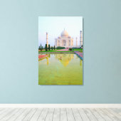 De stille vreedzame Taj Mahal in de wereld Canvas Afdruk (Insitu (Houten vloer))