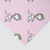 De storm draagt een babymeisje tissuepapier (Detail)