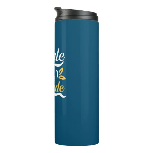 De strijd eindigt als de dankbaarheid begint thermosbeker (Geroteerd rechts)