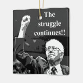 De strijd gaat door keramisch ornament (Links)