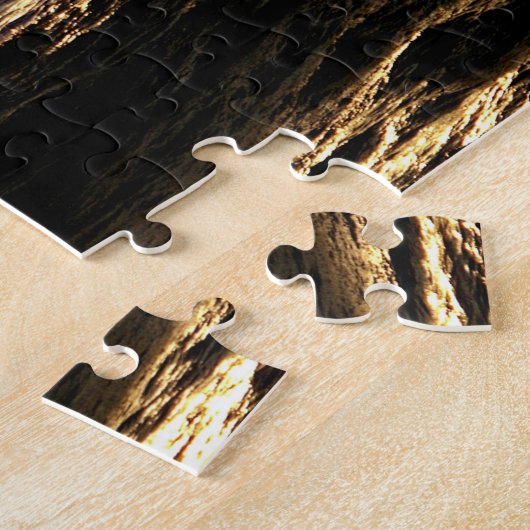 De strijd om zonneschijn op de oceaangolven legpuzzel (Zijkant)