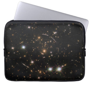 De Sunburst Arc in een enorme sterrenstelsel clust Laptop Sleeve