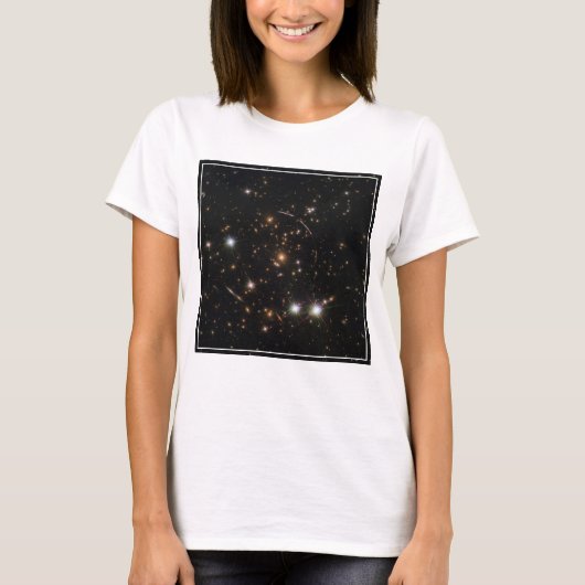 De Sunburst Arc in een enorme sterrenstelsel clust T-shirt (Voorkant)