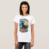 De Surfing Pup Black Labrador Retriever T-shirt (Voorkant volledig)