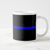 De symbolische dun blauwe lijn grafisch grote koffiekop (Rechts)