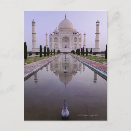 de Taj Mahal komt perfect tot uiting in de pool in Briefkaart (Voorkant)