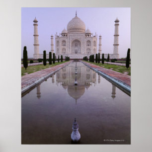 de Taj Mahal komt perfect tot uiting in het zwemba Poster