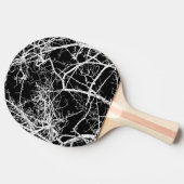De takken van de boom op zwarte achtergrond tafeltennisbatje (Zijkant)