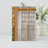 De tante is over de camo-bridal-show kaart (Staand voorkant)