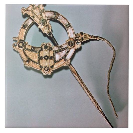 De Tara Brooch uit Bettystown, County Meath (ca Tegeltje (Voorkant)