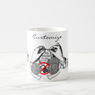 De telefoon is op Knit Thunder_Cove Koffiemok