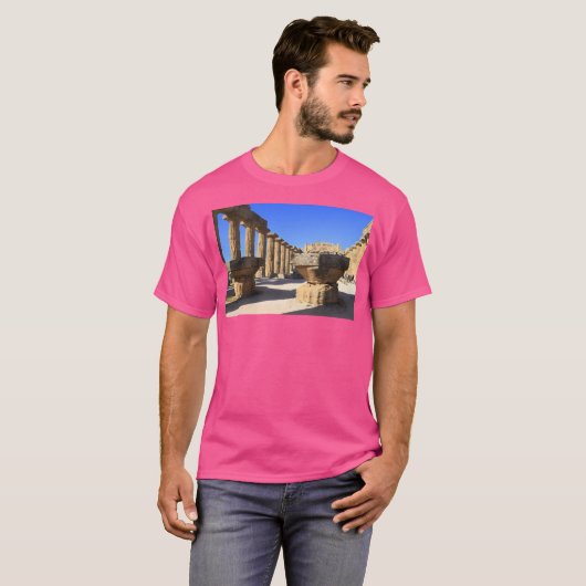 De tempel van Hera in Selinunte T-shirt (Voorkant volledig)