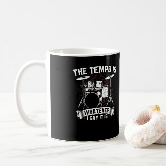 De Tempo is wat ik zeg dat het Drummer is Koffiemok (Met donut)