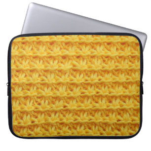 de textuur van het breiwerk met een gestreepte d laptop sleeve