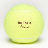 De Thee Is Geserveerd Grappige Stunt Monogram & Na Tennisballen (Voorkant)