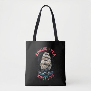 De thee morsen sinds 1773 4 juli tote bag