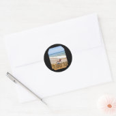De tijd van het strand ronde sticker (Envelop)