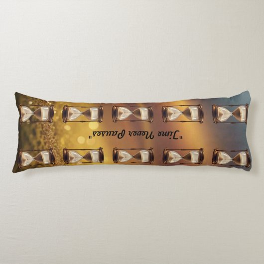 "De tijdwaarnemer" Lichaamskussen (Voorkant)