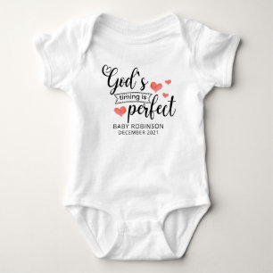 De timing van God is perfect Mooie baby aankondigi Romper