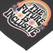 De toekomst is inclusief Rainbow LGBTQ-vlag Korte Tafelloper (Hoek)