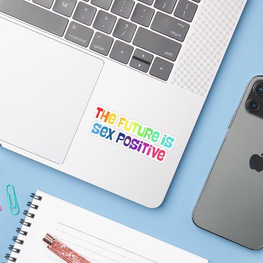 De Toekomst Is Seks-Positief Sticker (Laptop met iPhone)