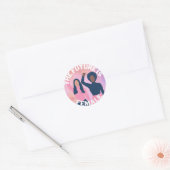 De toekomst is Vrouw - twee vrouwen zetten lijsten Ronde Sticker (Envelop)