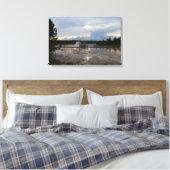 De toeristen bezoeken het benedenbekken van de Gey Canvas Afdruk (Insitu (Slaapkamer))