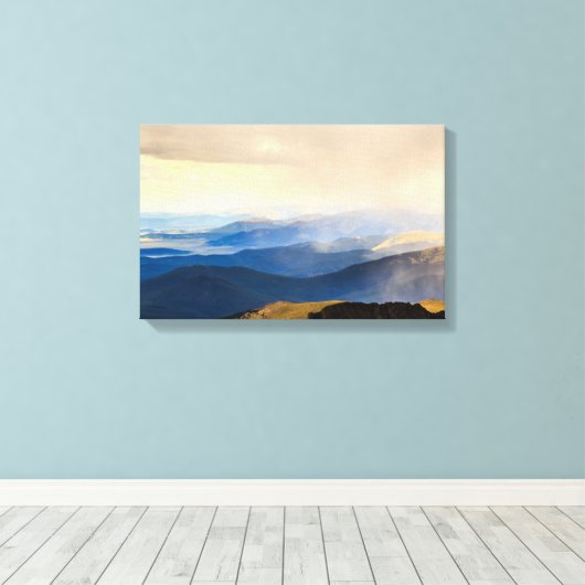 De top van Mount Evans Canvas Afdruk (Insitu (Houten vloer))