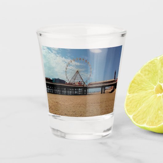 De toren, bij Blackpool Shot Glas (Voorkant)