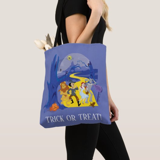 De Tovenaar van Oz™ | Halloween spookbos Tote Bag (Dichtbij)