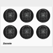 De Tovenarij Deur — door BurnsInHell Ronde Sticker (Vel)
