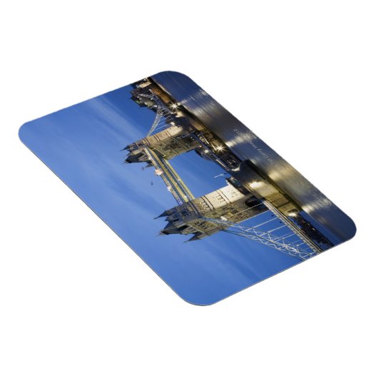 De towerbrug in Dusk Magneet (Rechterzijde)