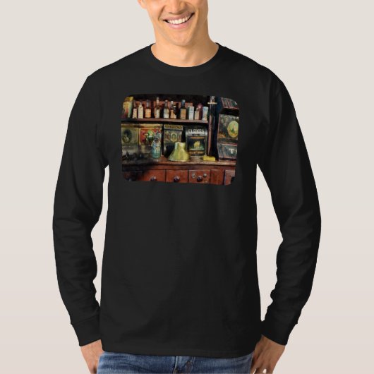 De Trechter en de Kruiden van het messing T-shirt (Voorkant)