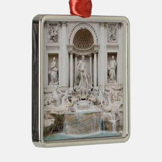 De Trevi-fontein (Italiaans: Fontana di Trevi) Metalen Ornament (Rechts)