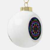 De trots van de krekels  keramische bal ornament (Links)