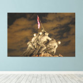 De Tweede Wereldoorlog Iwo Jima Memorial Arlington Canvas Afdruk (Insitu (Houten vloer))