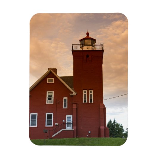 De Two Harbors Lighthouse met uitzicht op Agate Ba Magneet (Verticaal)