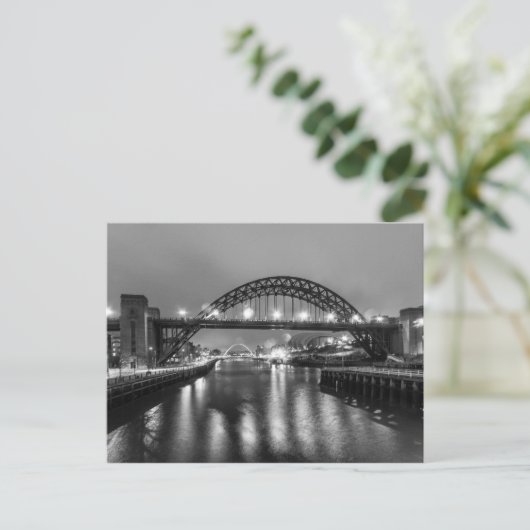De Tyne Bridge 's nachts Briefkaart (Staand voorkant)