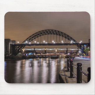 De Tyne Bridges 's nachts Muismat